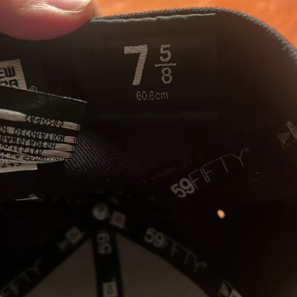 Atlanta Braves 7 5/8 fitted hat - Picture 5 of 7